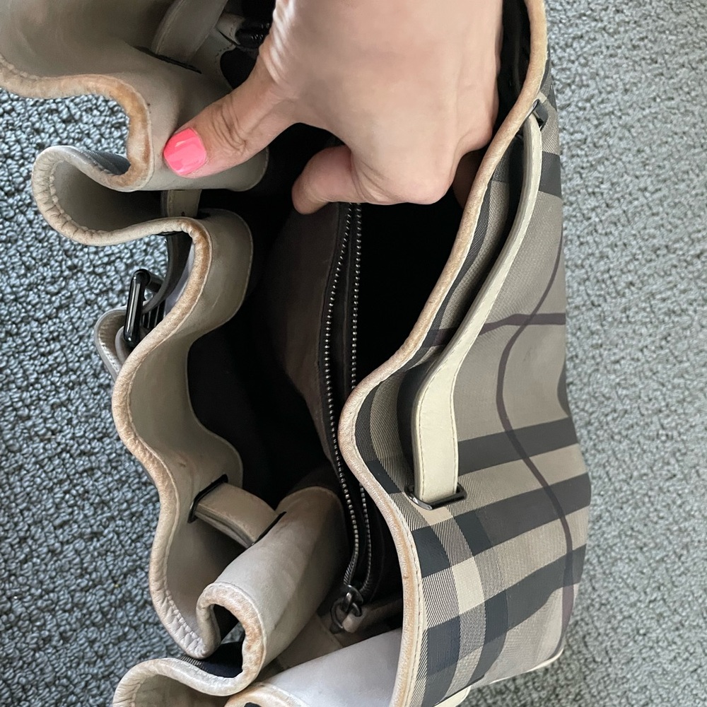 Vintage Burberry Bag - Picture 7 of 8